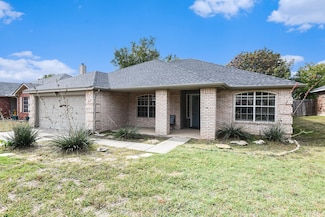 4805 Saint Thomas Place, Fort Worth, TX 76135