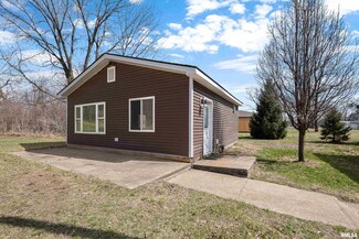 3445 295th St, Camanche, IA 52730