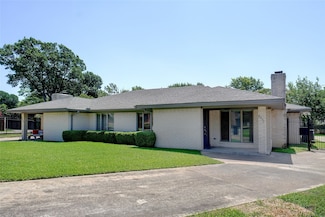 4853 Ledgestone Ct, Fort Worth, TX 76132