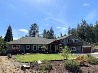 1176 Hugo Rd, Merlin, OR 97532