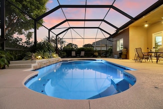 421 SW Crabapple Cove, Port Saint Lucie, FL 34986