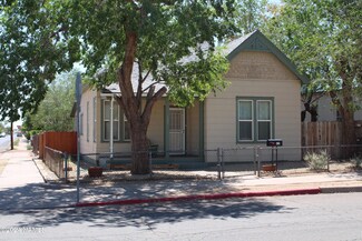 522 N Warren Ave, Winslow, AZ 86047