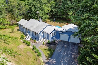 9 Middle Rd, Standish, ME 04085