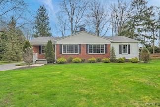305 Paradise Rd, East Amherst, NY 14051