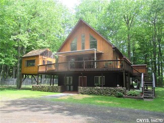 5825 Muckland Ave, Red Creek, NY 13143