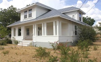 700 S Main St, Mc Gregor, TX 76657