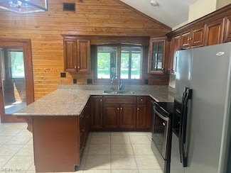 2465 Entrada Dr, Virginia Beach, VA 23456