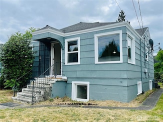 334 Garden Ave N, Renton, WA 98057