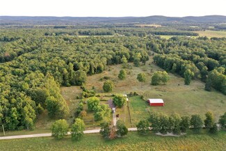 10185 Drury Rd, Caledonia, MO 63631