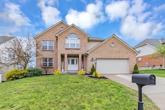 8266 Spring Leaf Lake Dr, Cincinnati, OH 45247