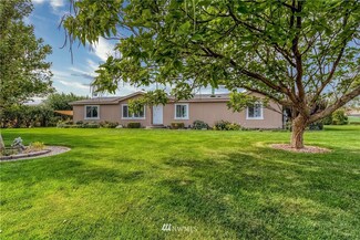 1191 Watson Loop, Touchet, WA 99360