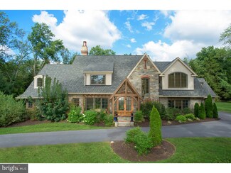 705 Stoke Rd, Villanova, PA 19085