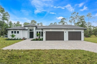 1068 16th St NE, Naples, FL 34120