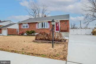 1111 Powderhorn Dr, Newark, DE 19713