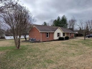 690 Deerfield Dr, Murfreesboro, TN 37129