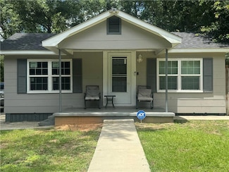 1617 Phillips Ln, Mobile, AL 36618