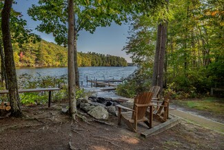 915 Meadow Rd, Casco, ME 04015