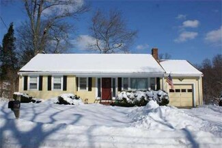 11 Crescent Rd, Lexington, MA 02421