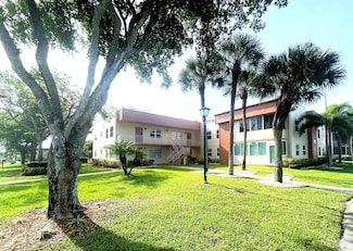 222 Piedmont E, Delray Beach, FL 33484