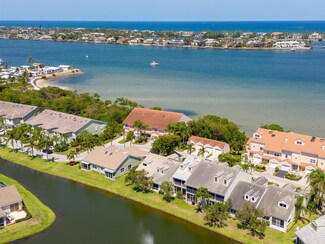 80 N Lakeshore Dr, Hypoluxo, FL 33462