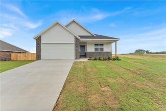 286 Tonya Loop, Huntsville, AR 72740