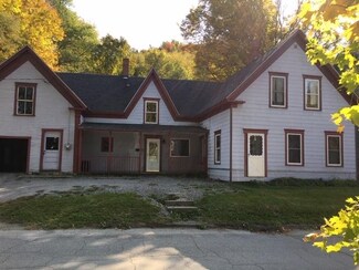28 Spring St, Colebrook, NH 03576