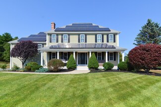 13 Pine Acres Dr, Bellingham, MA 02019