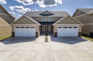 921 W Ted Yao Way, Moses Lake, WA 98837
