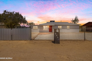 5609 E Juarez St, Tucson, AZ 85711