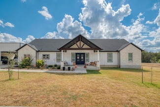 1901 Texas 21 Unit B, Paige, TX 78659