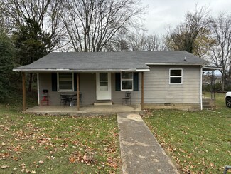 306 W 13th St, Columbia, TN 38401