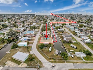 6831 Puffin Ln, Hudson, FL 34667