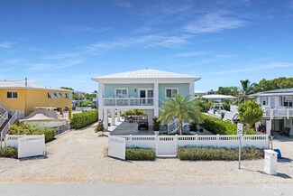162 Marina Ave, Key Largo, FL 33037