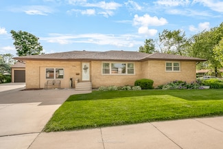 819 Read St, Lockport, IL 60441