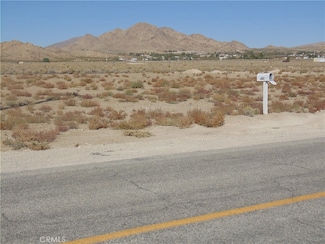 10650 Kendall Rd, Lucerne Valley, CA 92356