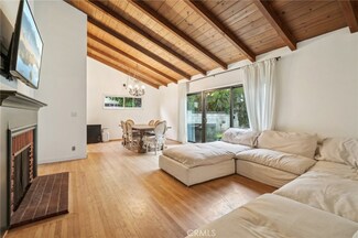 5701 Agnes Ave, Valley Village, CA 91607