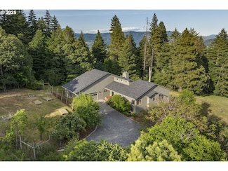 4719 Westwood Dr, Hood River, OR 97031