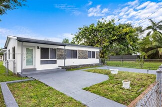 139 NW 14th Way, Dania, FL 33004