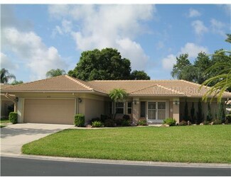 3119 Meadow Run Dr, Venice, FL 34293