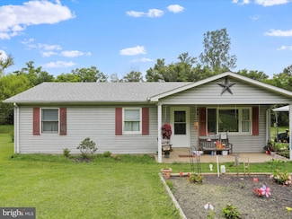 262 Thompson Hollow Rd, Bentonville, VA 22610
