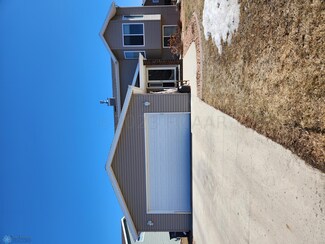2014 35th Street Cir S, Moorhead, MN 56560