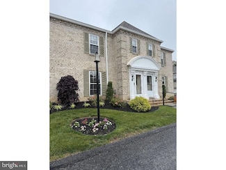 1000 Country Club Rd Unit 19, York, PA 17403
