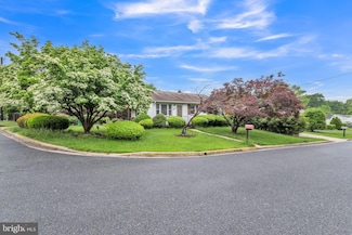 12 Mills Rd, Gaithersburg, MD 20877