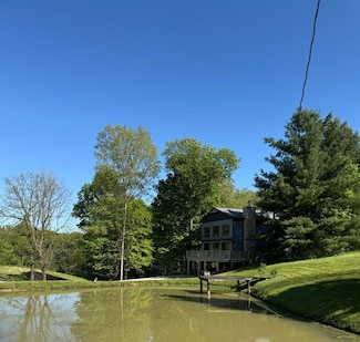 8171 Big Woods Rd, Metamora, IN 47030