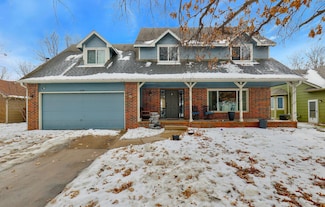 1324 N Manchester Ct, Wichita, KS 67212