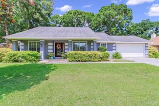 6021 Forest Green Rd, Pensacola, FL 32505