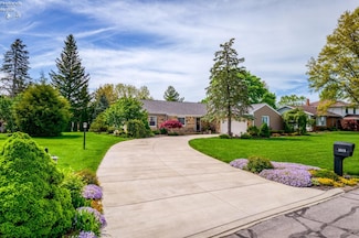 3319 Stonyridge Dr, Sandusky, OH 44870