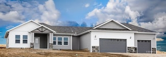 664 Alpine Dr, Spring Creek, NV 89815