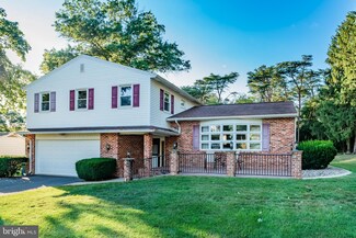 101 Sunset Dr, Carlisle, PA 17013