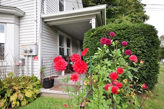 22 Highland Ave Unit B, Bantam, CT 06750